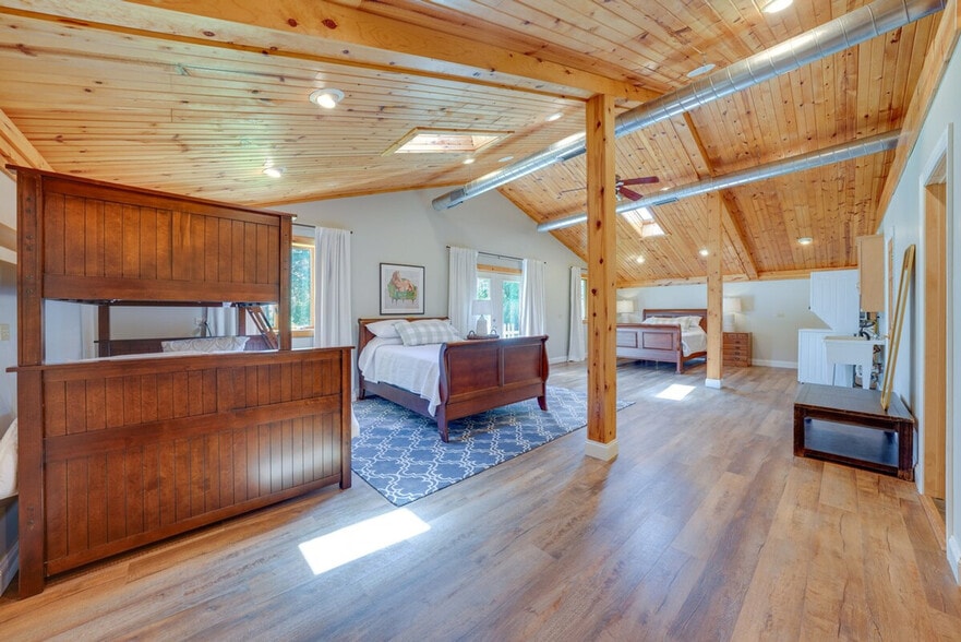 Building Photo - 27W172 Galusha Ave