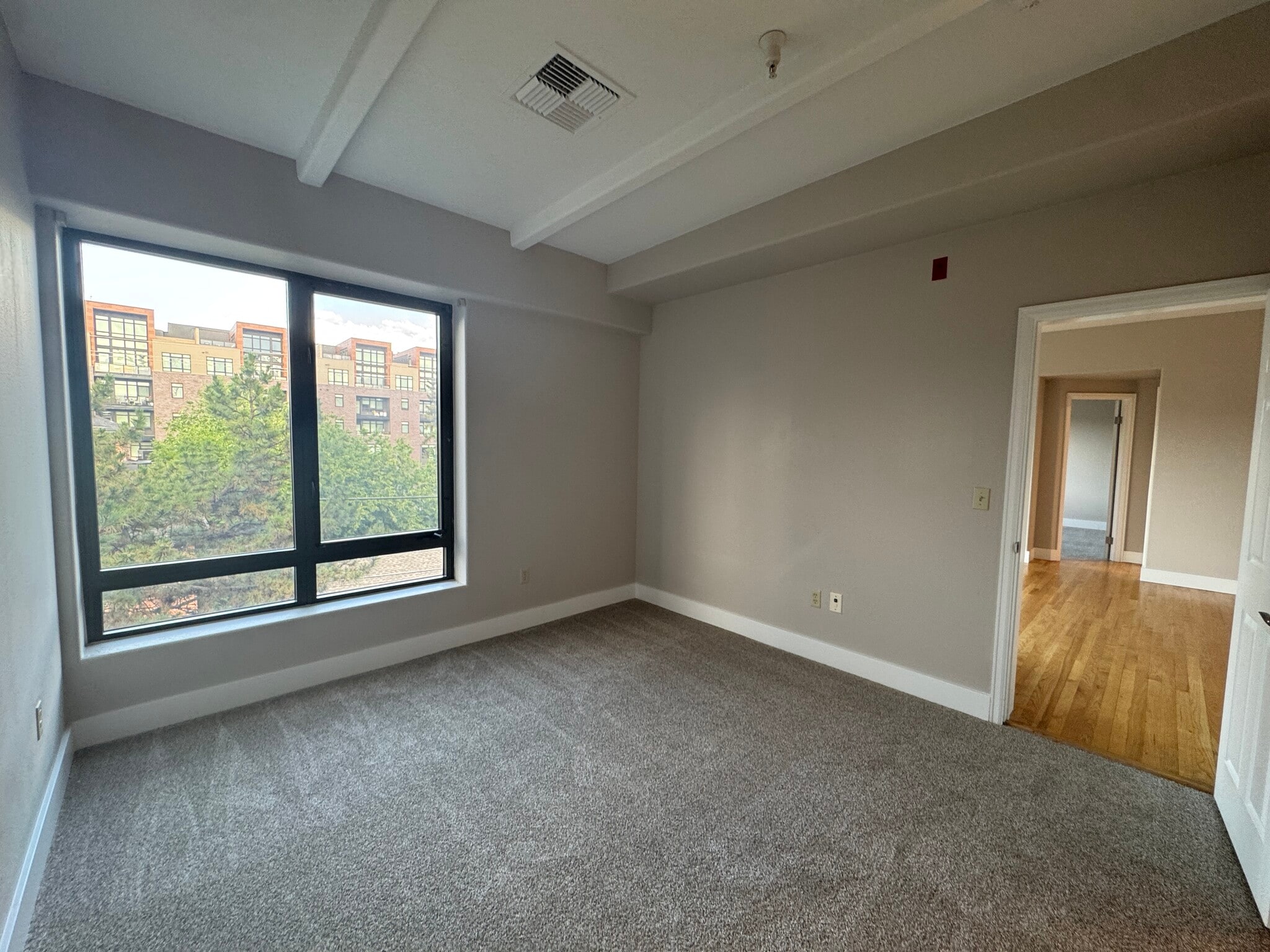 Master Bedroom - 180 Cook St