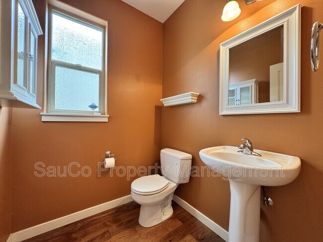 Building Photo - 16847 SW Tempest Way