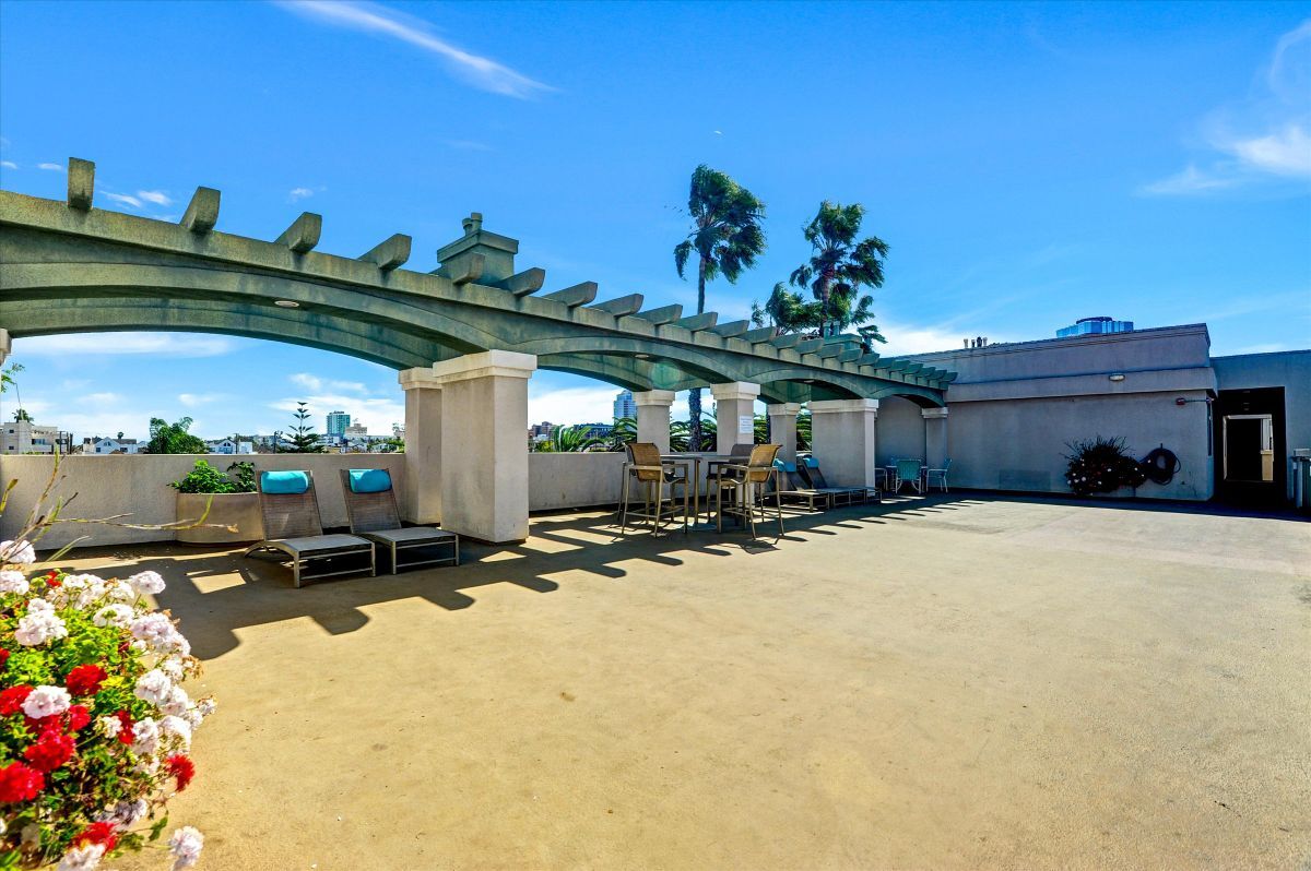 Building Photo - 555 Maine Ave