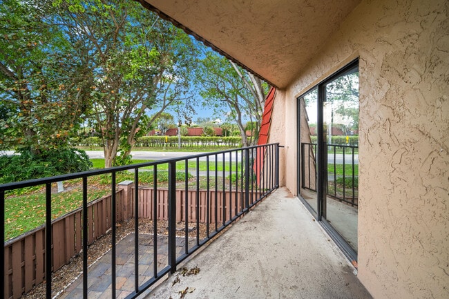 Building Photo - 8237 Severn Dr