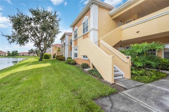Primary Photo - 1050 Villagio Cir