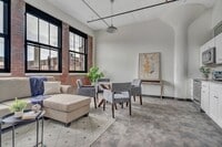 Building Photo - 151 Chestnut St