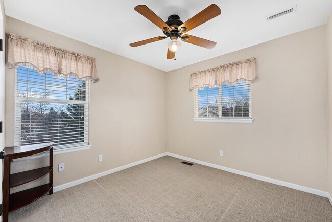 Building Photo - Long Realty & Property Management - Big home. Big yard. Big vibes. 6 beds 4 baths 3,556 sq ft Aur...