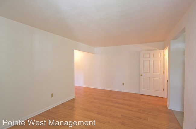 Building Photo - 2 br, 2 bath Apartment - 102 Chowning Place