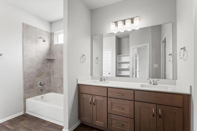 Building Photo - 2707 Totley Rd