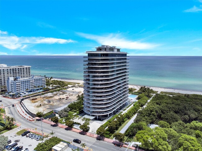 Building Photo - 8701 Collins Ave