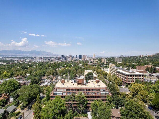 Building Photo - 115 S 1100 E