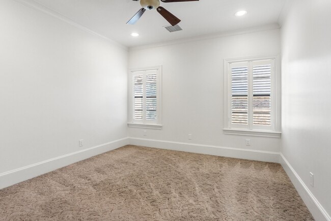 Building Photo - 4134 Bellefontaine