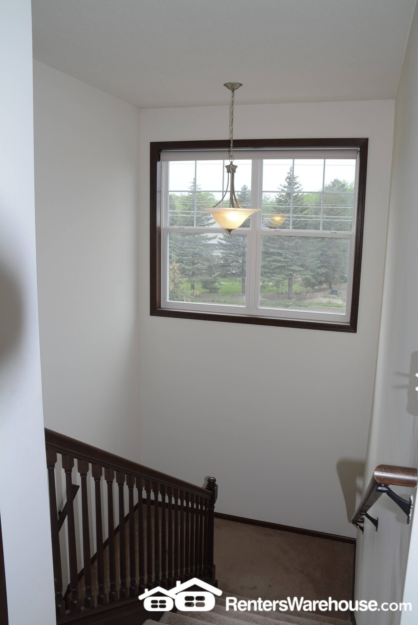 Building Photo - 9580 Madison Dr