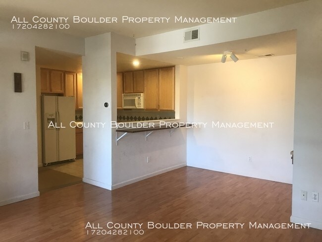 Building Photo - 1575 Zamia Ave