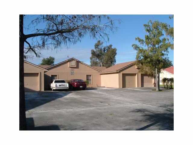 Building Photo - 13717 Yarmouth Dr