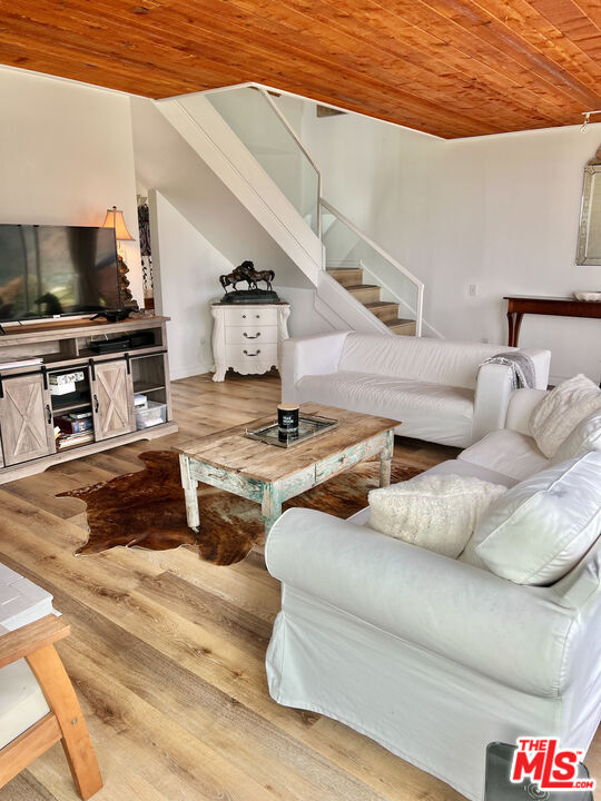 Building Photo - 6232 Tapia Dr