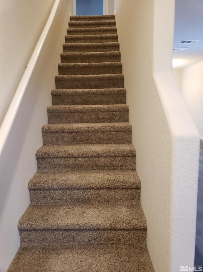 Building Photo - 3655 Oaklawn St