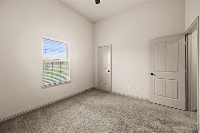 Building Photo - 586 Mountcastle Dr