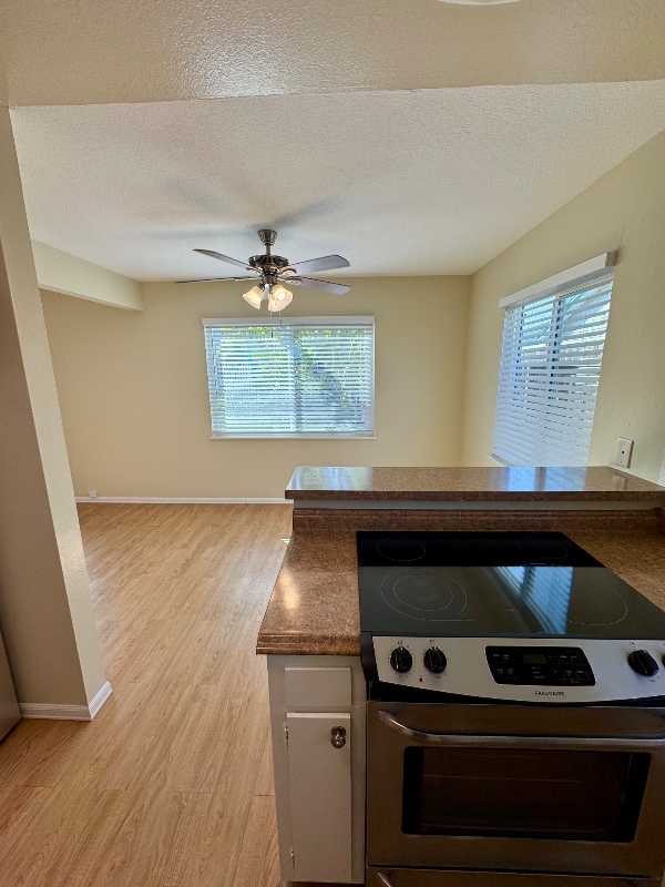 Building Photo - 2233 Canyon Dr