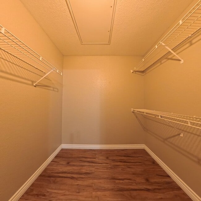 Building Photo - 8101 W Flamingo Rd