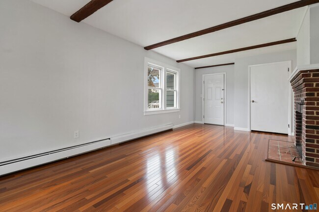 Building Photo - 87 Pine Hill Ave