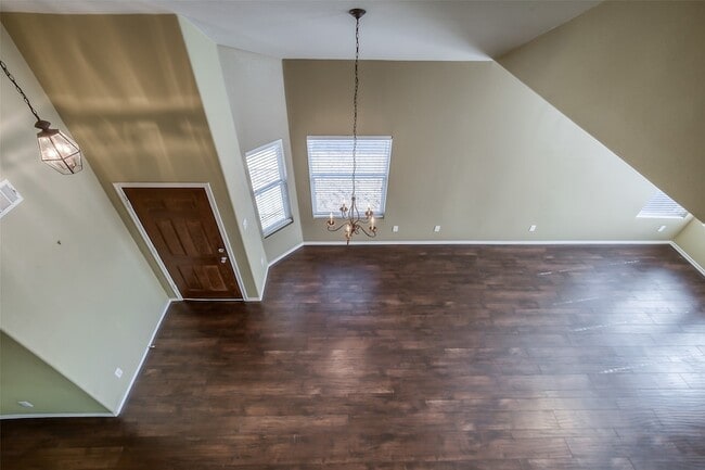 Building Photo - 10091 Summit Run Dr