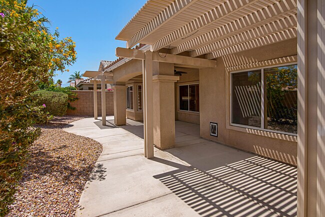 Building Photo - 79851 Carmel Valley Ave