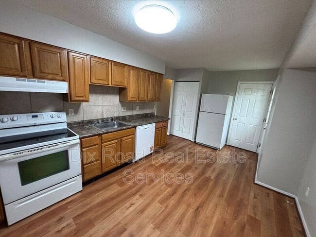 Building Photo - 2140 Rangoon Ct