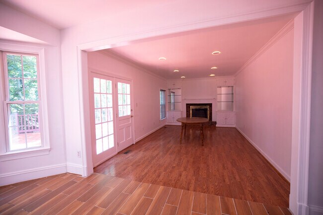 Building Photo - 3658 Thomasson Crossing Dr
