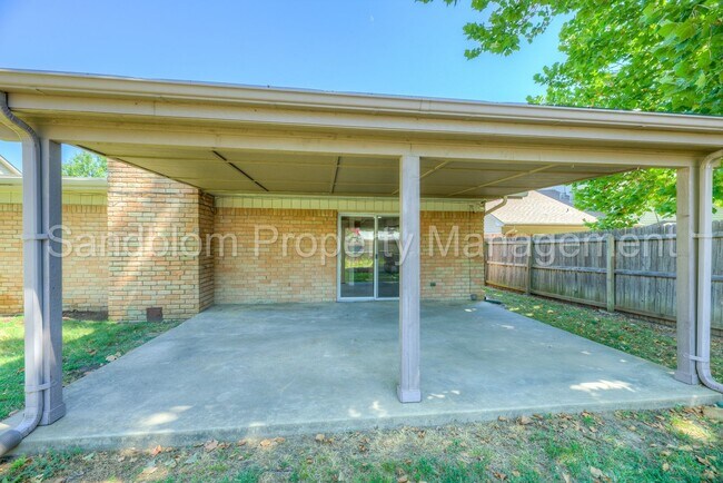 Building Photo - 7510 E 53rd Pl