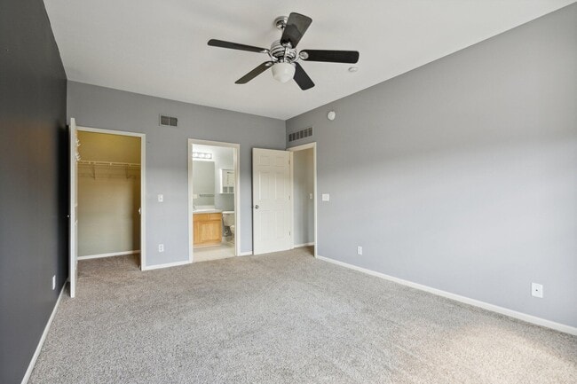 Building Photo - 1872 Cedar Valley Dr