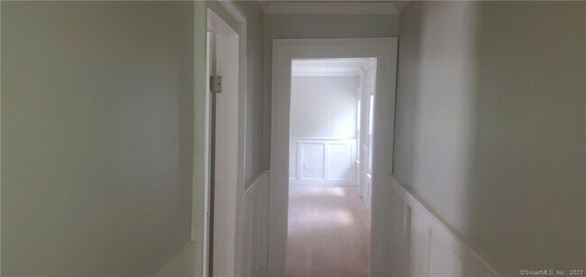 Building Photo - 641 Ferry St