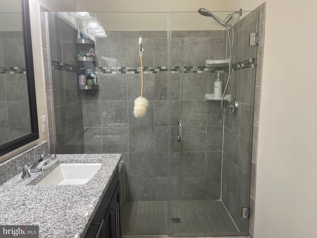 Building Photo - 43010 Paris Gap Square