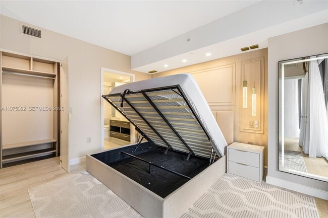 Building Photo - 45 SW 9th St