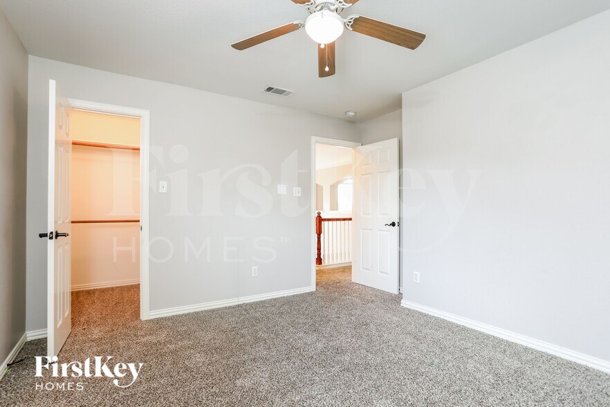 Building Photo - 1209 Wentwood Dr
