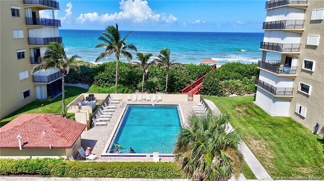 Building Photo - 7410 S Ocean Dr