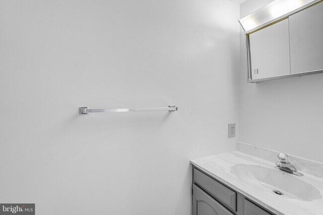 Building Photo - 5974 Wescott Hills Way