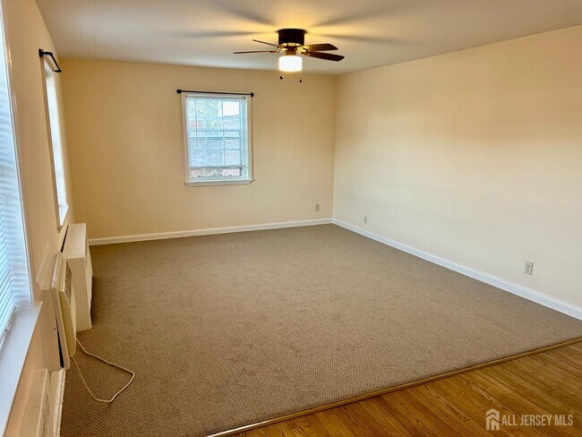 Building Photo - 22 Roselle Ave