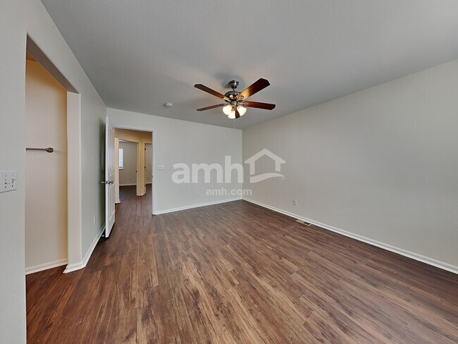 Building Photo - 7785 Blue Vail Way