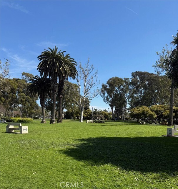 Building Photo - 707 12th St