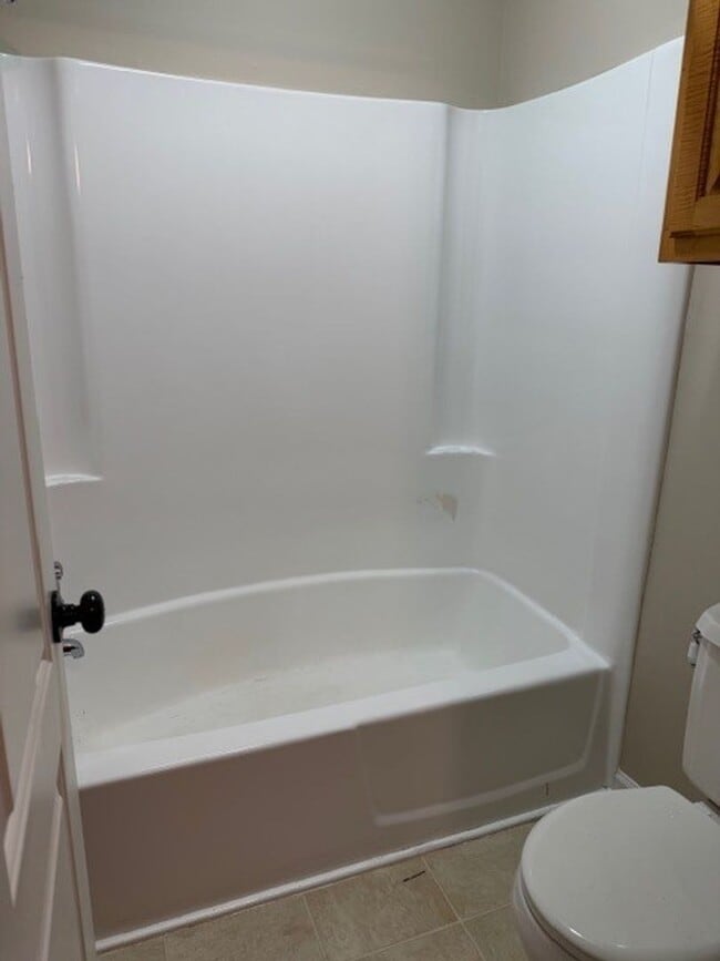 Building Photo - 3 Bedroom/2 Bathroom - Close to SJAFB, Shopping, Restaurants!