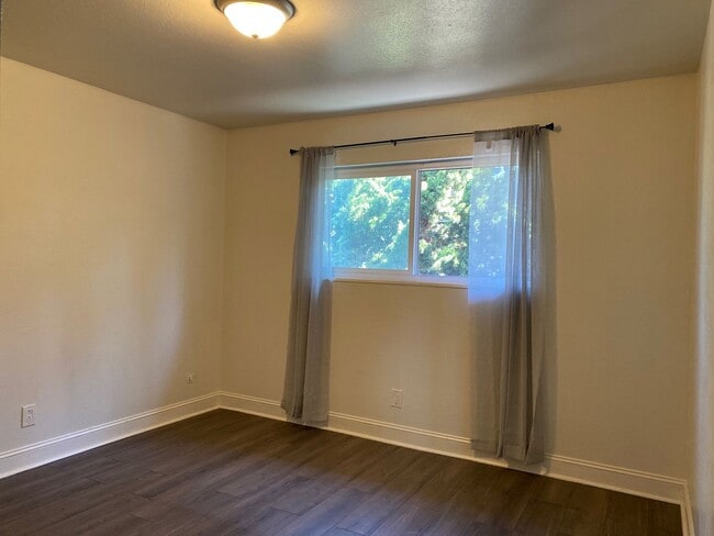 Building Photo - 25873 Huntwood Ave