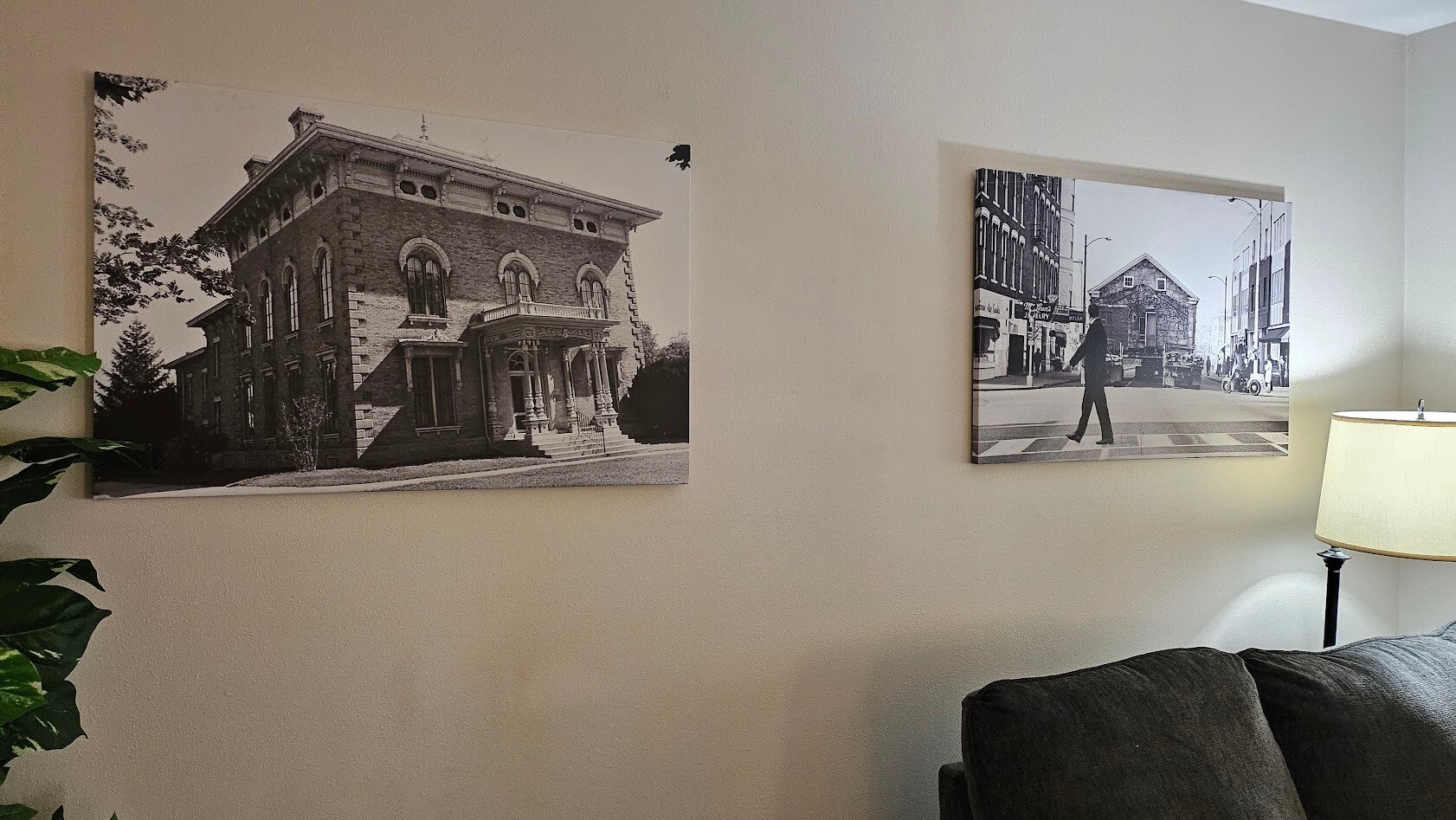 Building Photo - 2406 Roxbury Rd