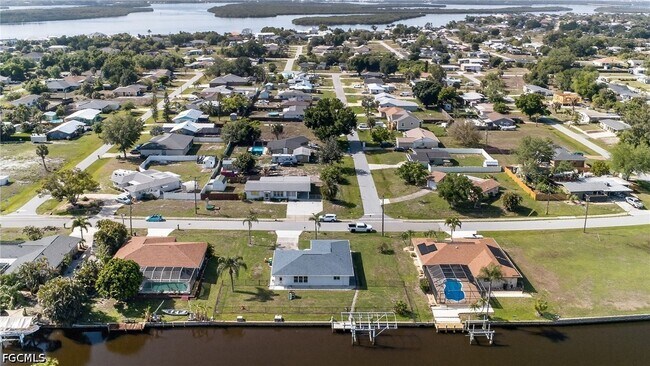 Building Photo - 27256 San Marino Dr