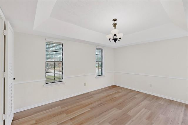 Building Photo - 1910 Glen Hill Dr