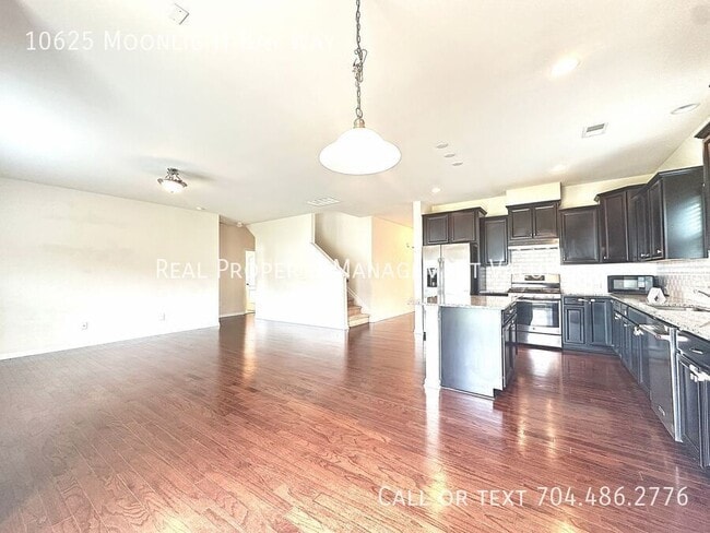 Building Photo - 10625 Moonlight Bay Wy