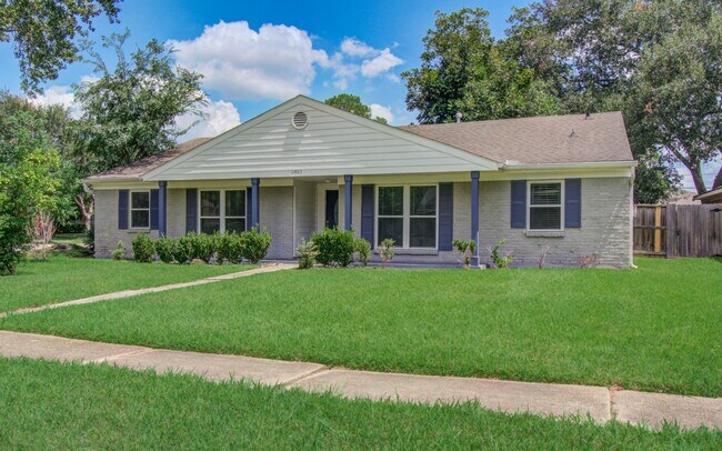 Building Photo - 11403 Braewick Dr