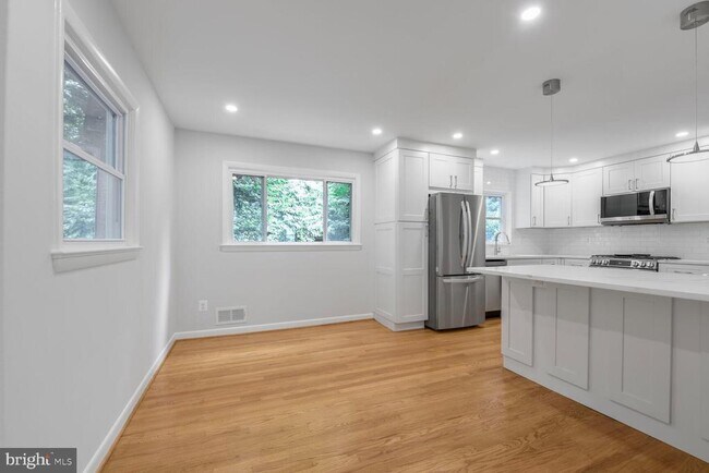 Primary Photo - 1403 Ellison St
