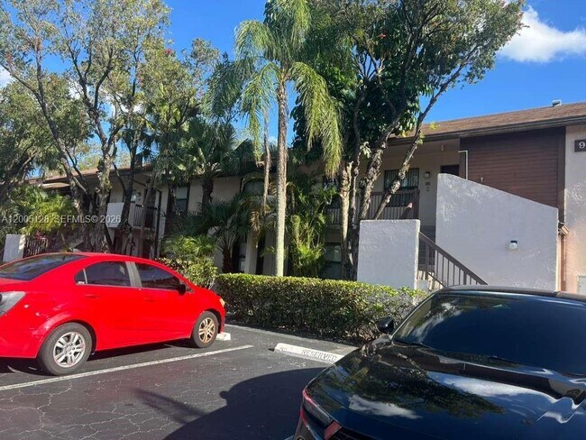 Building Photo - 9926 Nob Hill Ct