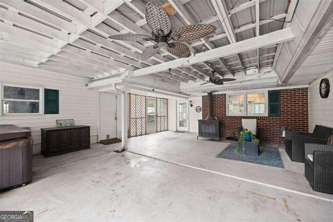 Building Photo - 2110 Prather Bridge Rd