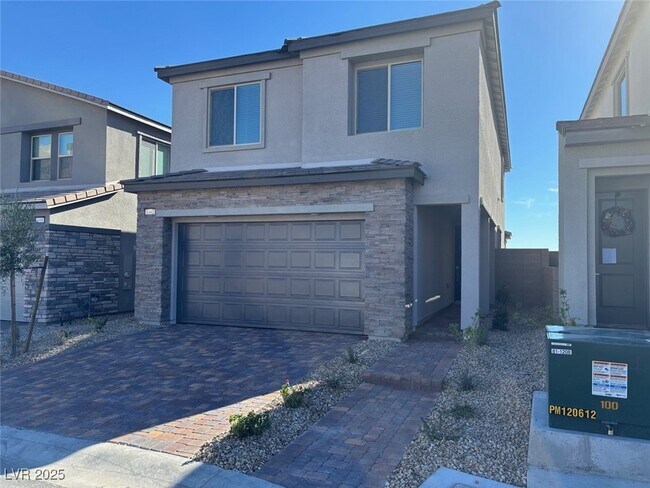 Primary Photo - 1492 Marsh Bird St