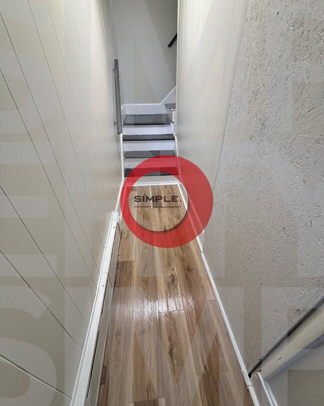 Building Photo - 343 Chestnut St