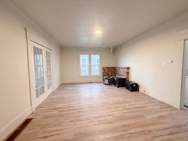 Building Photo - 1016 High St